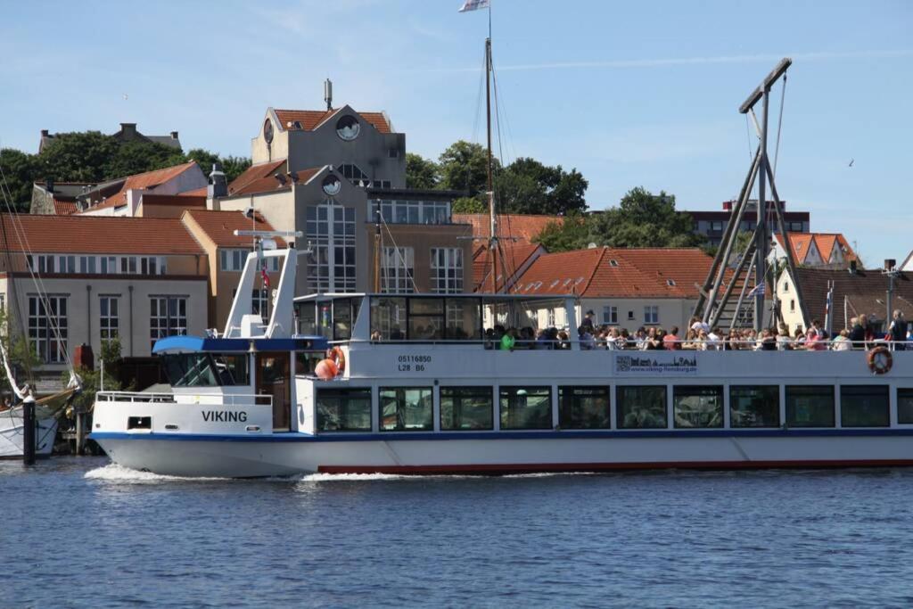 Gemuetliche Haushaelfte Mit Garten Und Terrasse Flensburg Zewnętrze zdjęcie