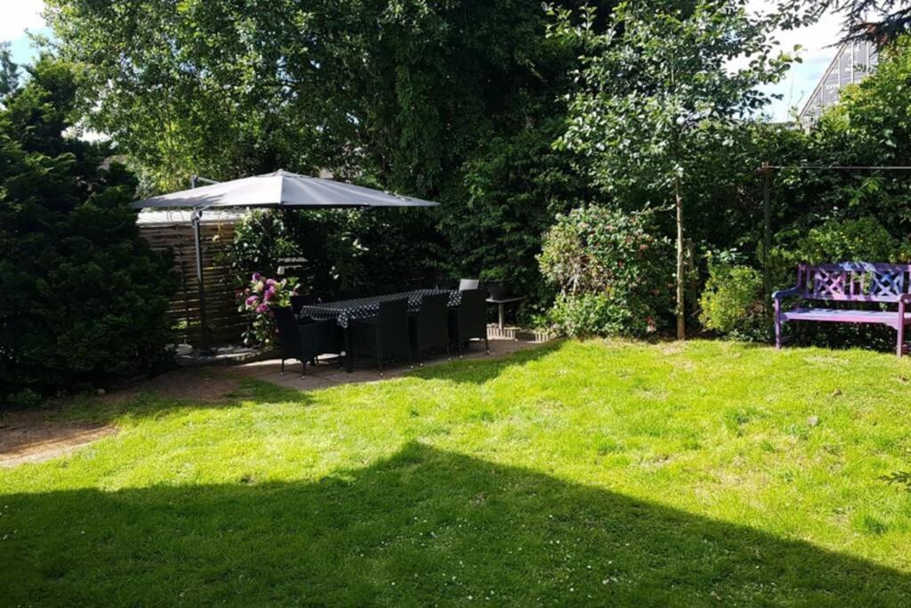Gemuetliche Haushaelfte Mit Garten Und Terrasse Flensburg Zewnętrze zdjęcie